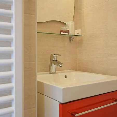 2 Bedroom Amazing In *